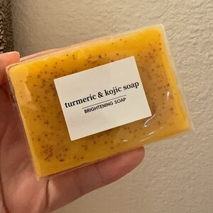 Handmade Turmeric & honey soap